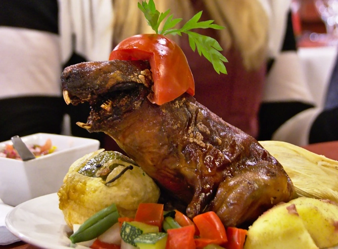 eating guinea pigs peru