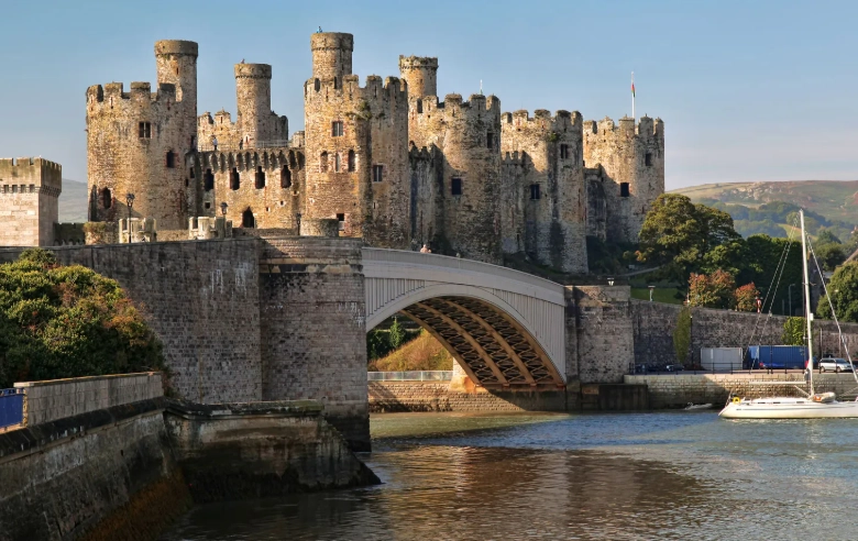 wales tourist attractions wales tourist attractions