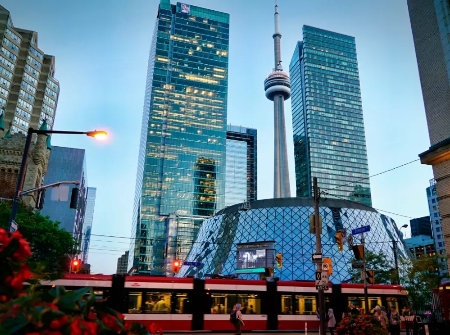 Toronto travel guide
